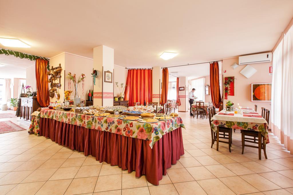 Hotel Fabbrini Abbadia San Salvator Εξωτερικό φωτογραφία