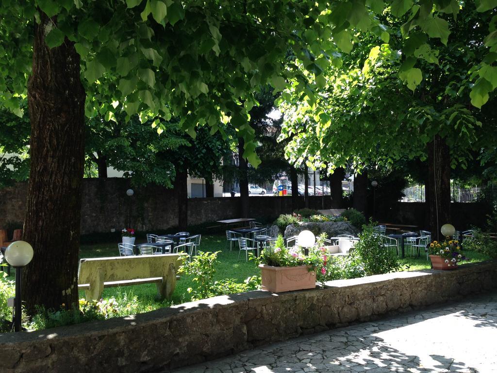 Hotel Fabbrini Abbadia San Salvator Εξωτερικό φωτογραφία