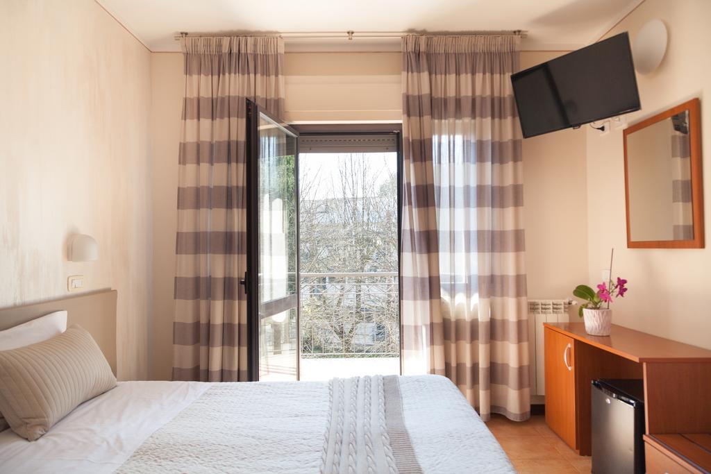 Hotel Fabbrini Abbadia San Salvator Εξωτερικό φωτογραφία