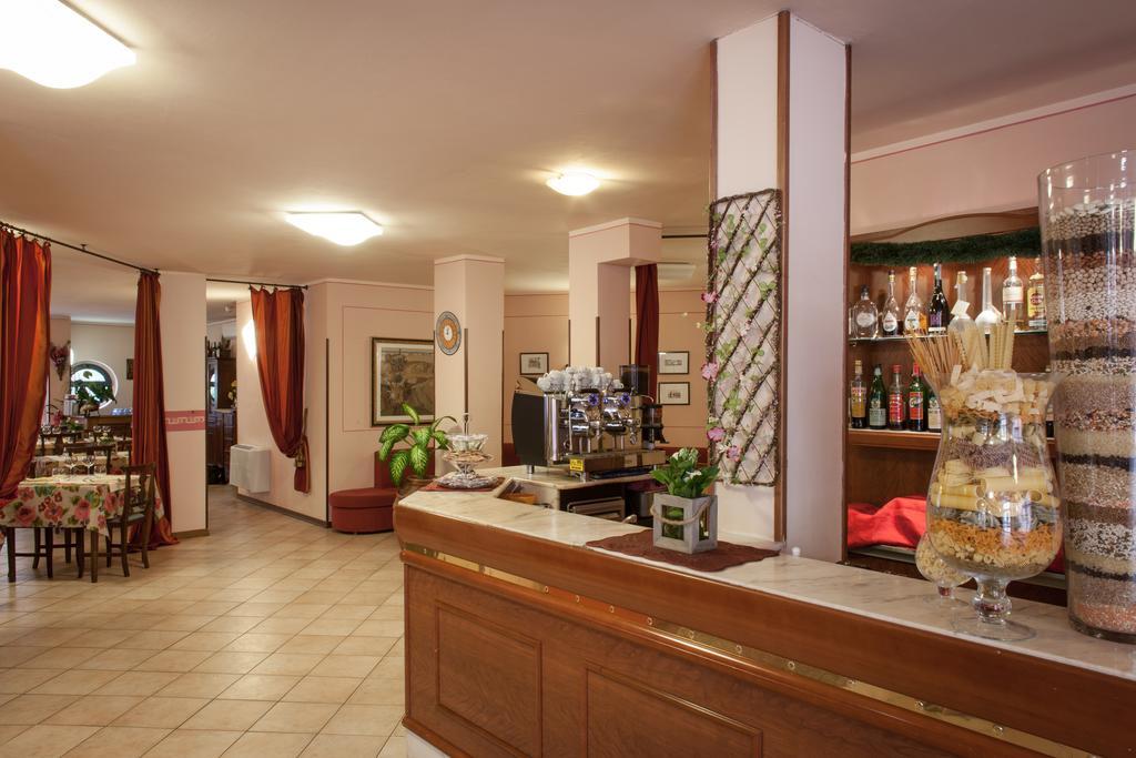 Hotel Fabbrini Abbadia San Salvator Εξωτερικό φωτογραφία