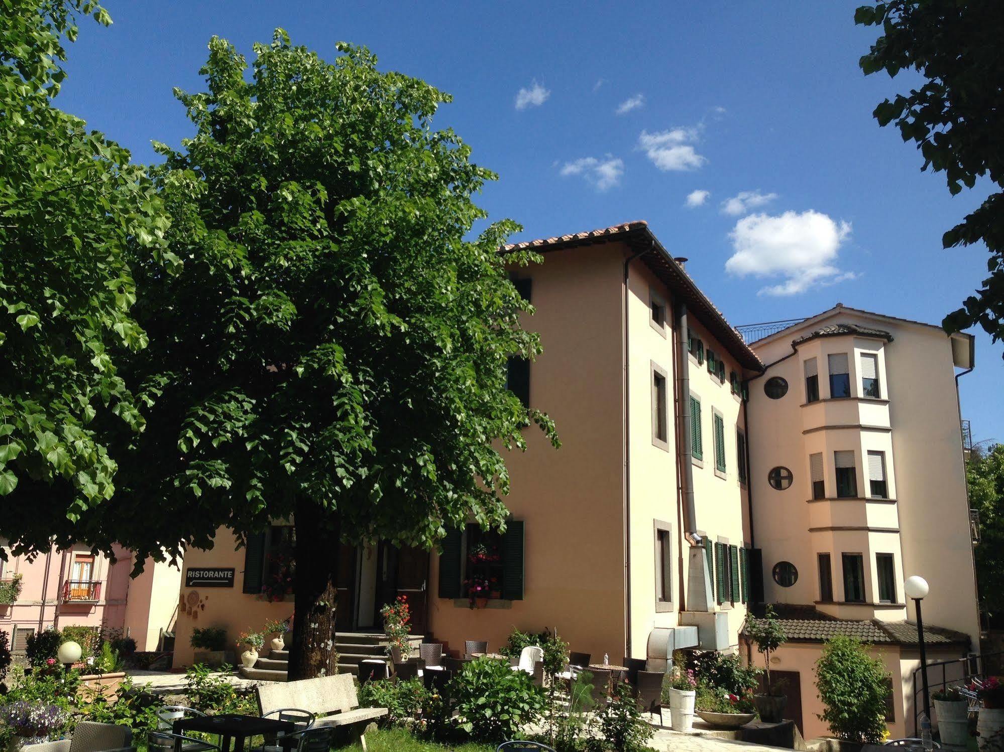 Hotel Fabbrini Abbadia San Salvator Εξωτερικό φωτογραφία